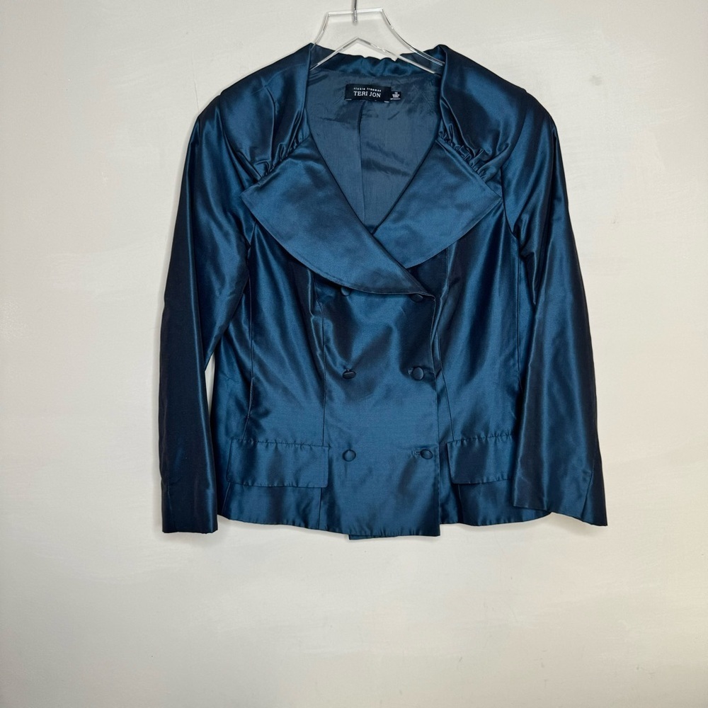 TERI JON BY RICKIE FREEMAN Silk Evening Jacket
Size 14